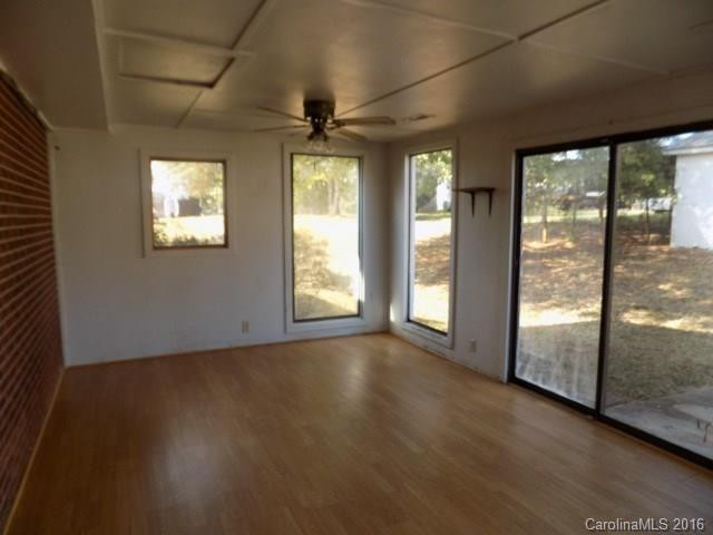 367 Poplar Street - Photo 17
