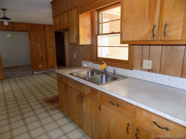 367 Poplar Street - Photo 3