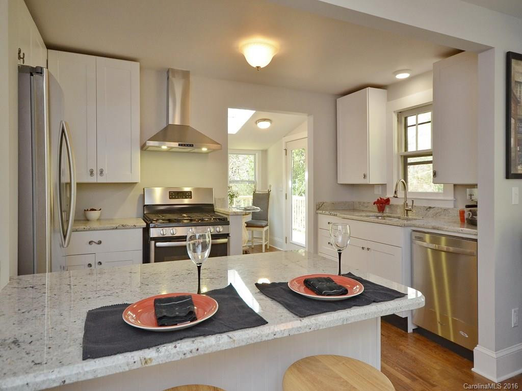 30 Sycamore Street - Photo 11