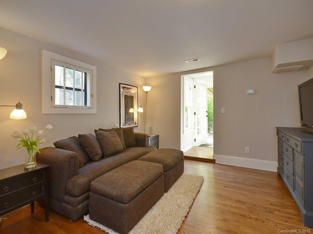 30 Sycamore Street - Photo 15