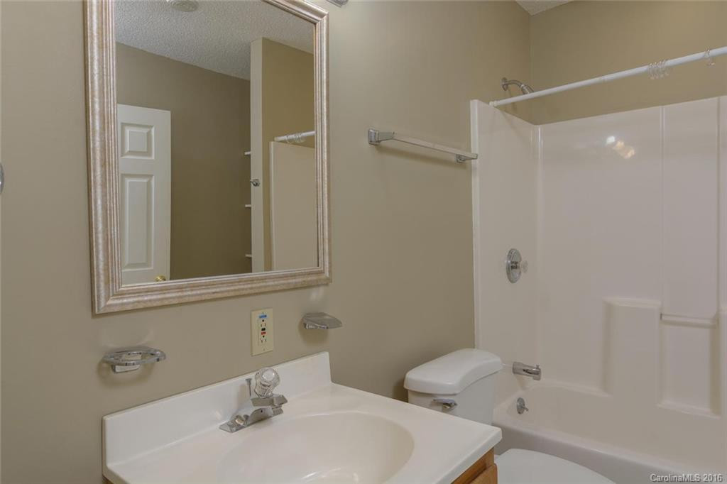 7 Red Oak Forest Lane - Photo 16