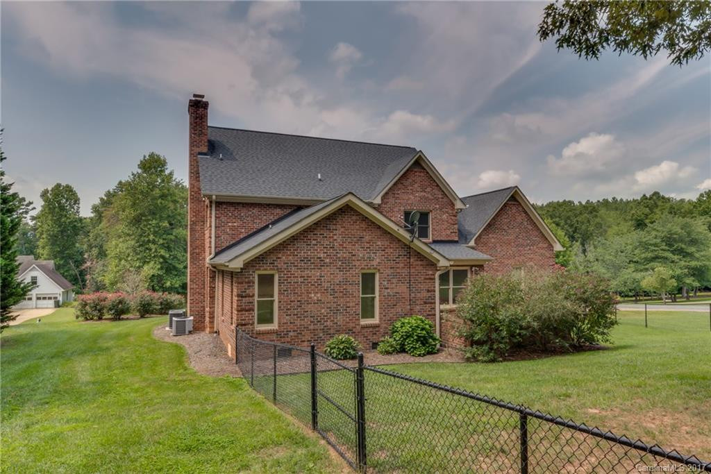 137 Brightmore Circle - Photo 14
