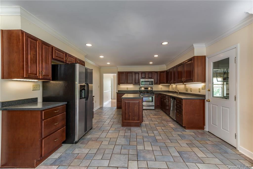 137 Brightmore Circle - Photo 5