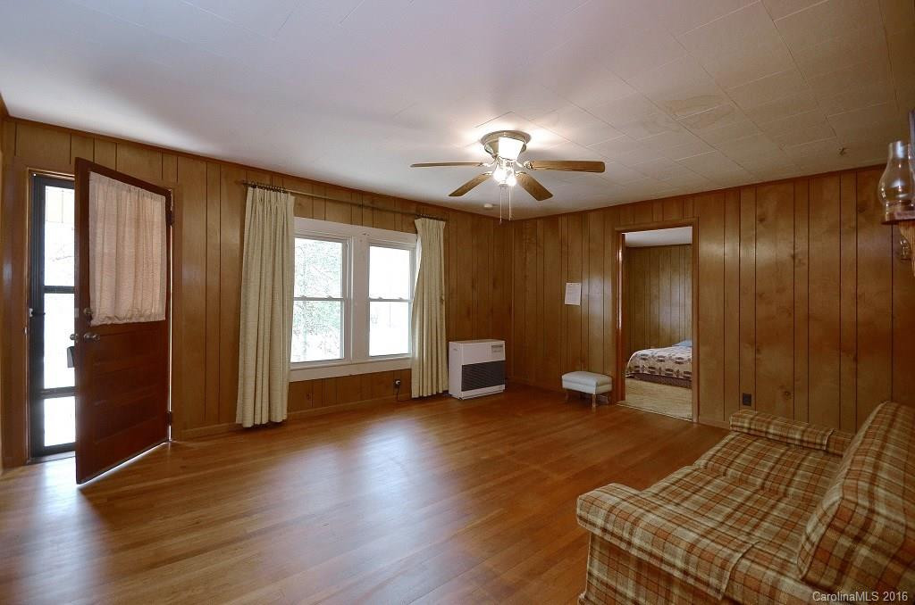 1383 Probart Street - Photo 4