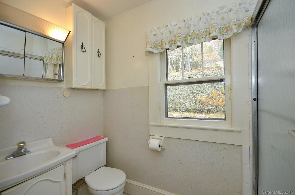 1383 Probart Street - Photo 8