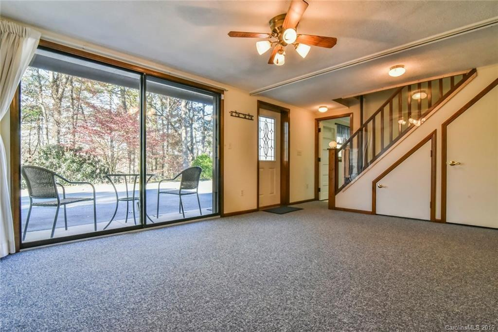 512 Lake Rugby Drive - Photo 14