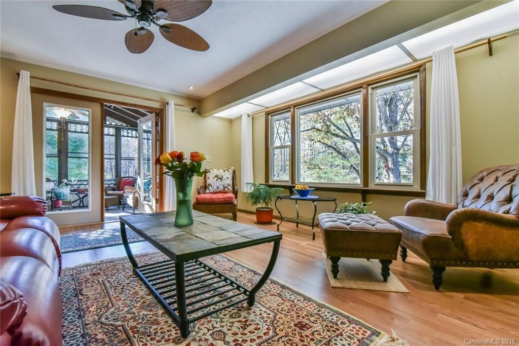 512 Lake Rugby Drive - Photo 17