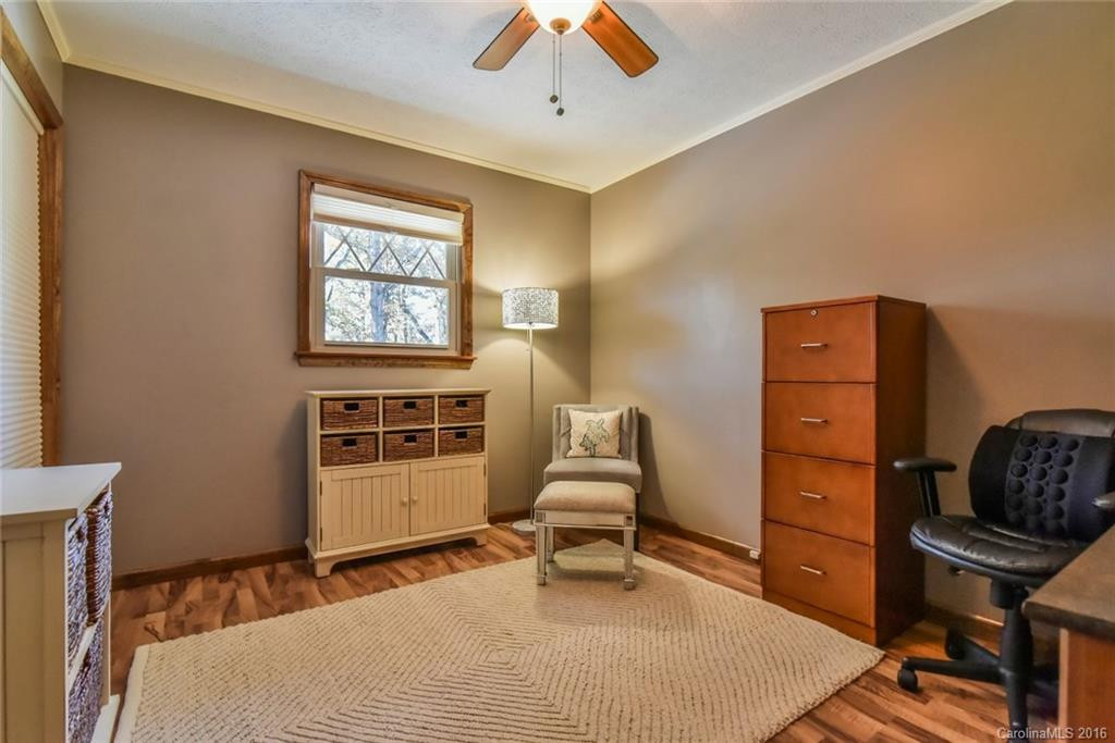 512 Lake Rugby Drive - Photo 24