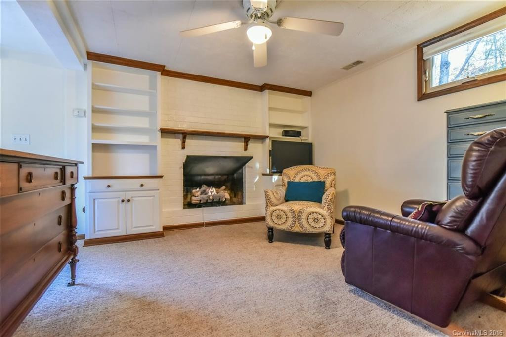 512 Lake Rugby Drive - Photo 10