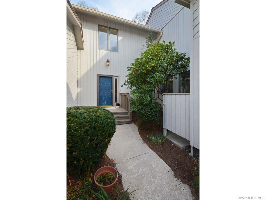 122 Cloverleaf Lane #Unit 2 - Photo 2