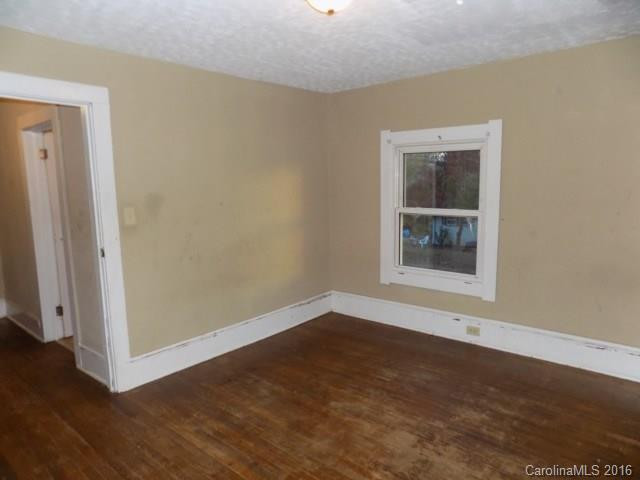 140 Levi Street - Photo 16