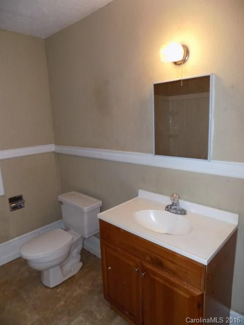 140 Levi Street - Photo 18