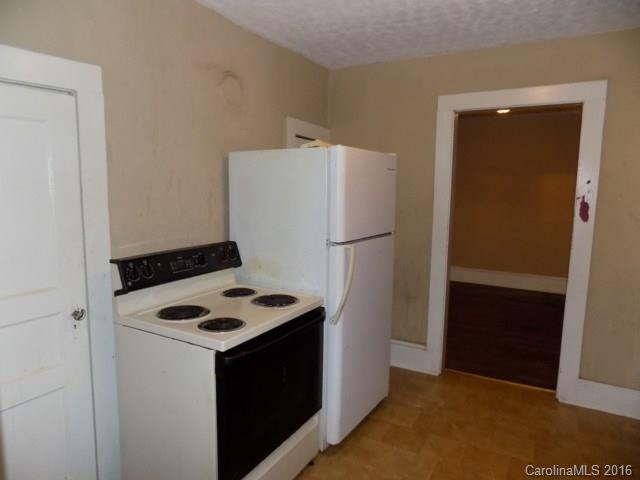 140 Levi Street - Photo 7