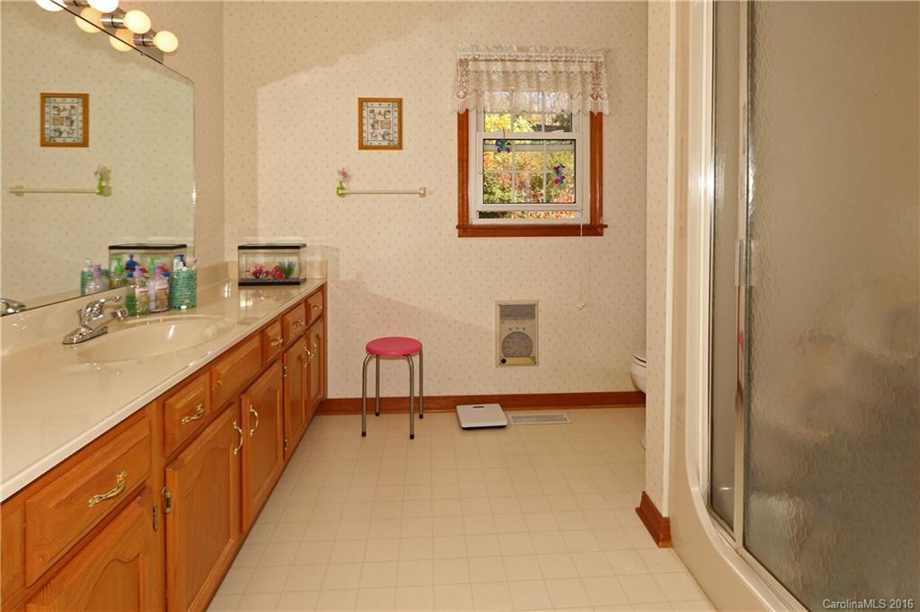 64 Playground Street - Photo 13