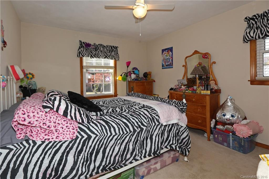 64 Playground Street - Photo 9