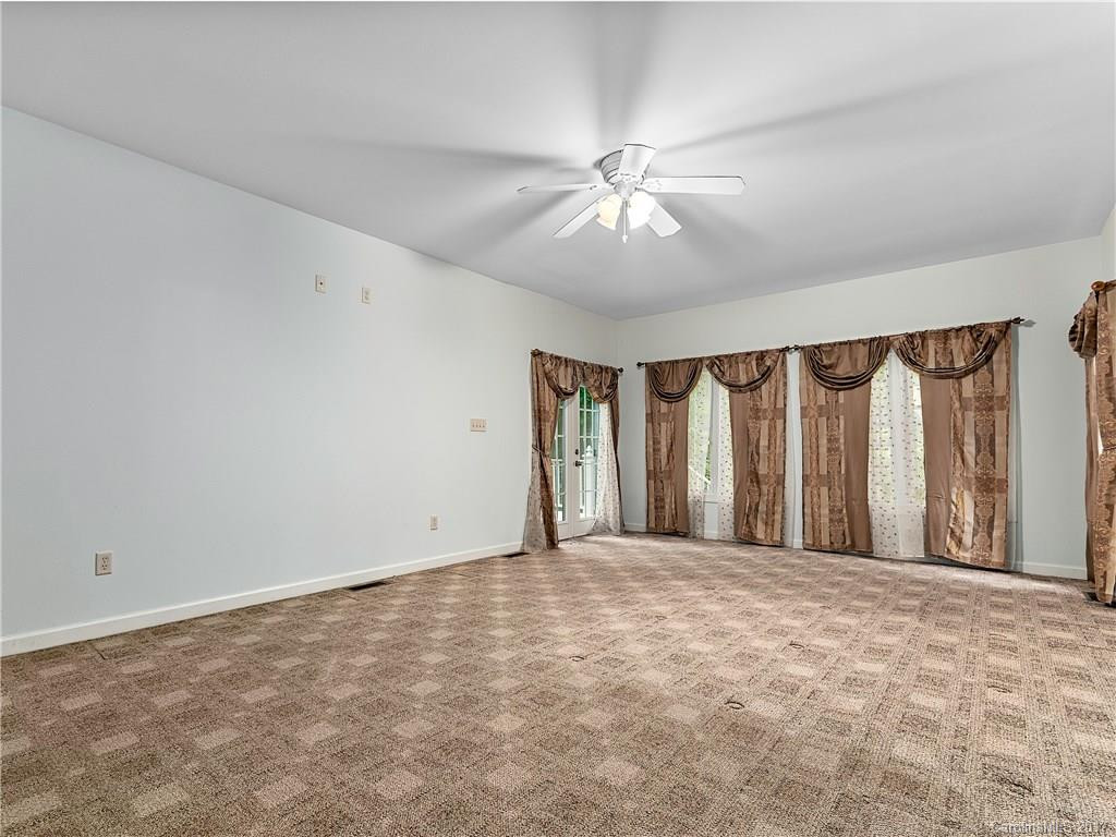 487 Patton Cove Road - Photo 10