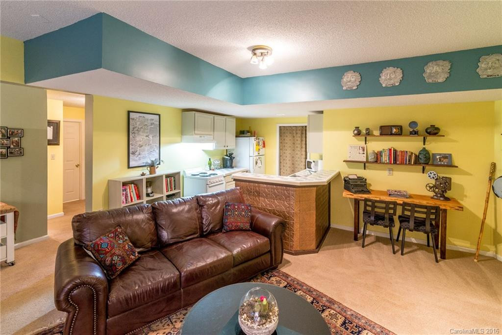 11 Chestnut Lodge Road - Photo 20