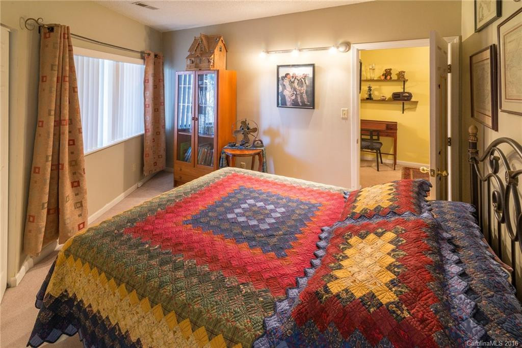 11 Chestnut Lodge Road - Photo 24