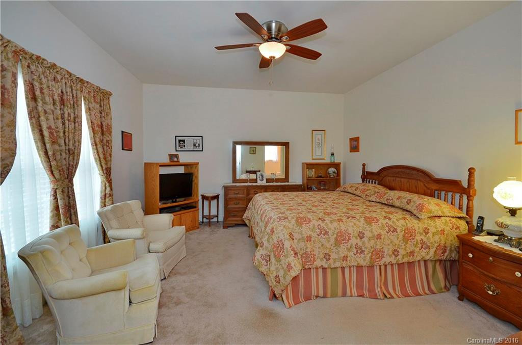 494 Riverwind Drive - Photo 11