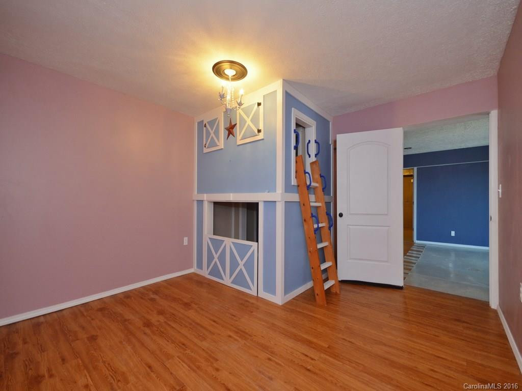 588 Old Highway 20 None - Photo 11