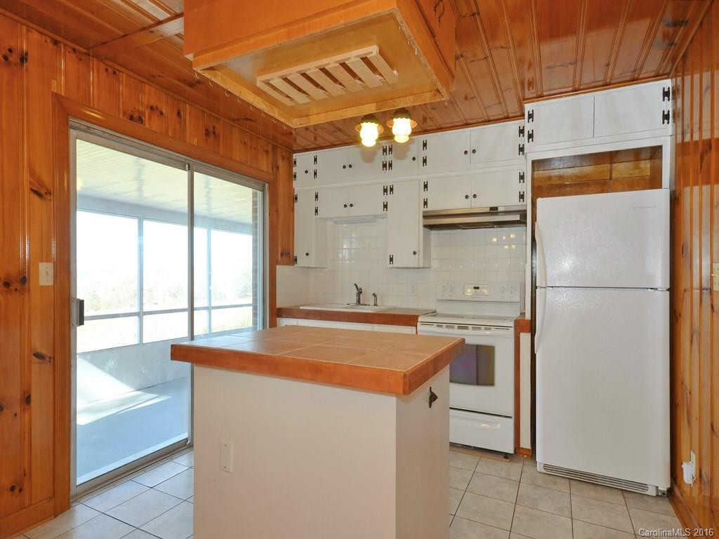 588 Old Highway 20 None - Photo 3