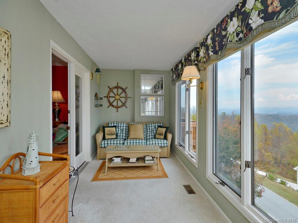 502 Fleetwood Plaza ## - Photo 11
