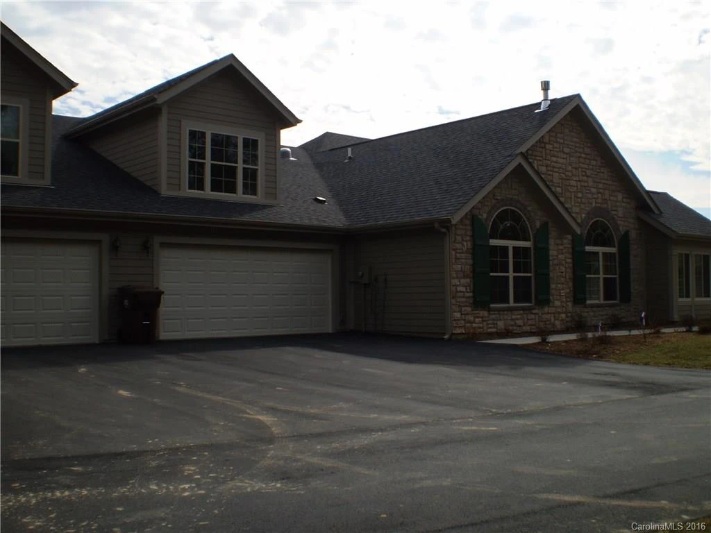 000 Summerfield Place #27-A