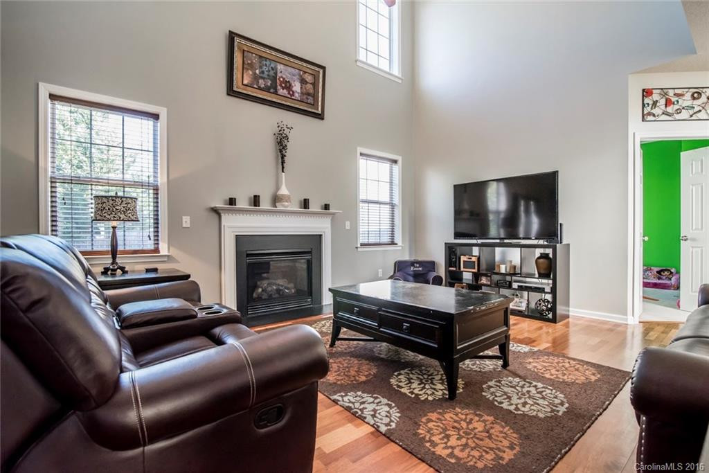 300 Wildbriar Road - Photo 5