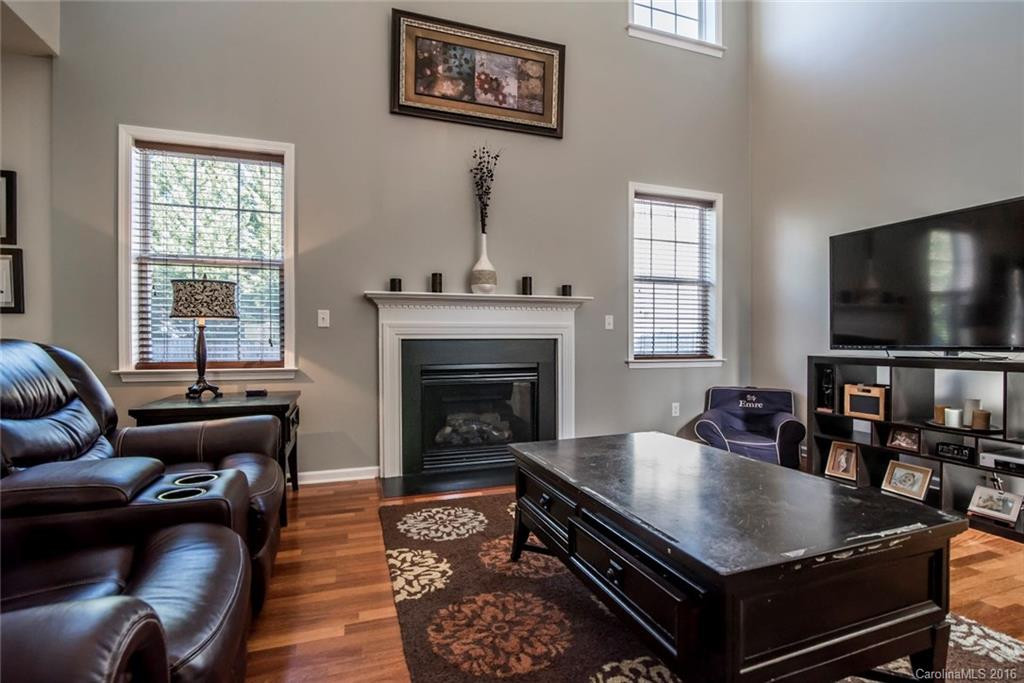 300 Wildbriar Road - Photo 6