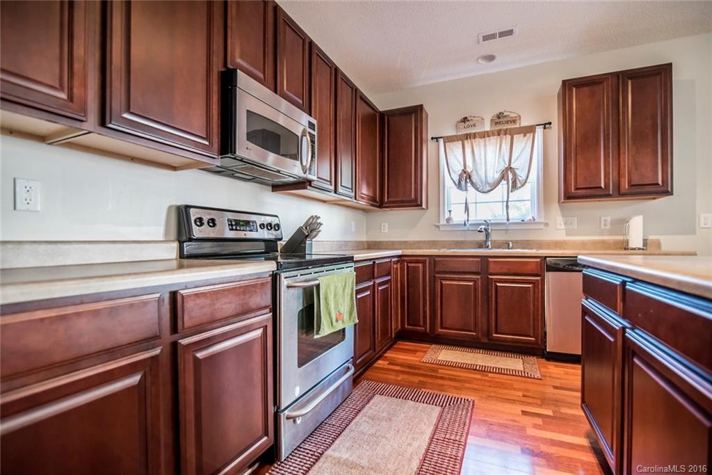 300 Wildbriar Road - Photo 8