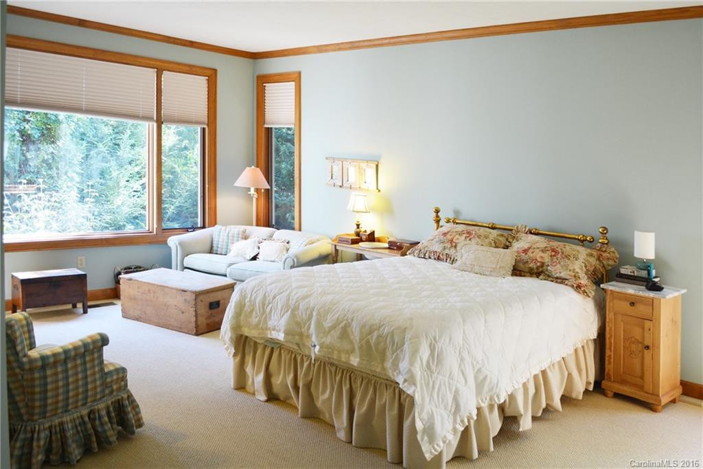 216 Pheasant Run - Photo 12