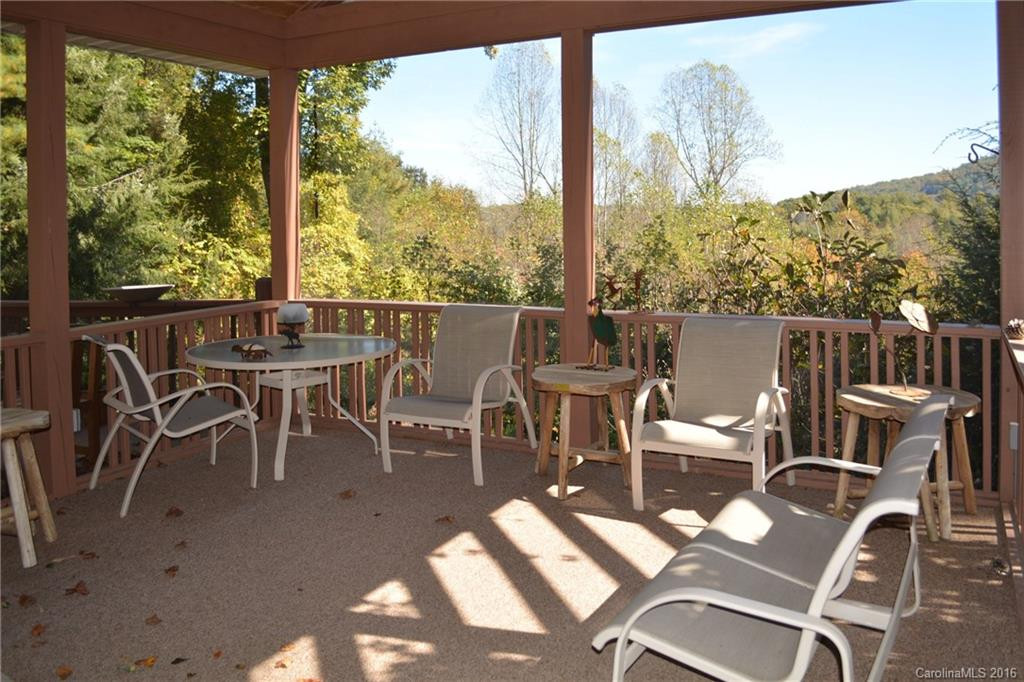 216 Pheasant Run - Photo 20