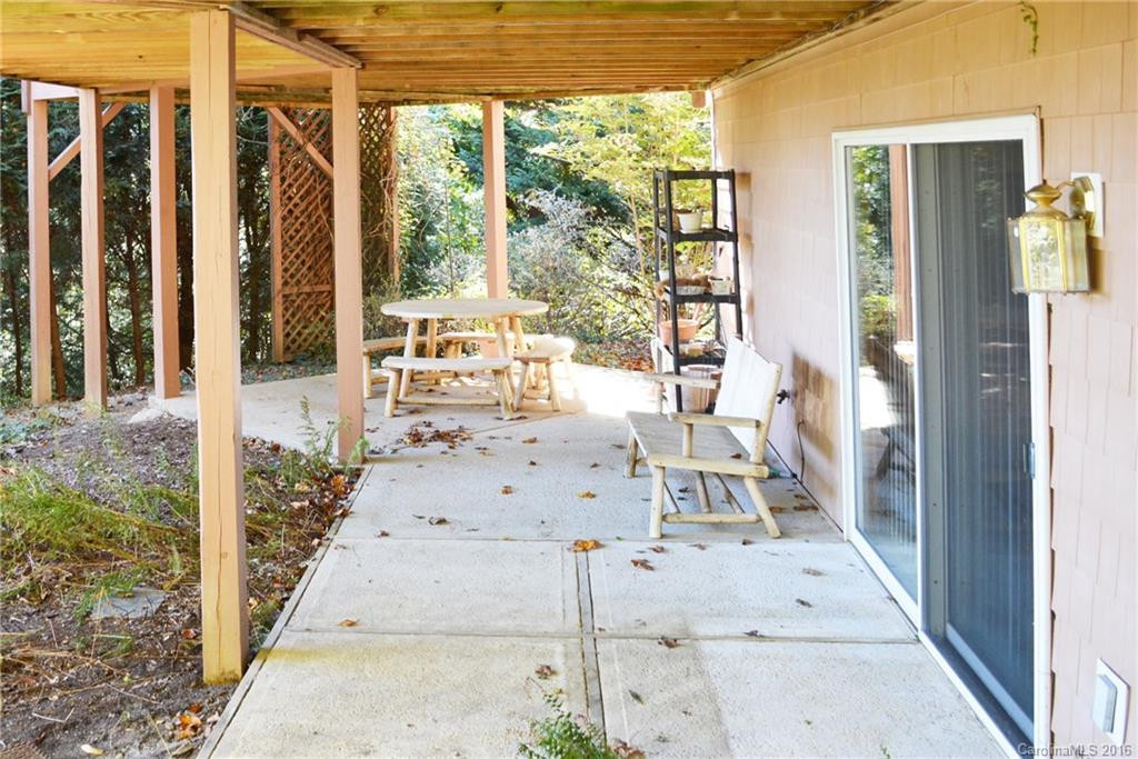 216 Pheasant Run - Photo 22