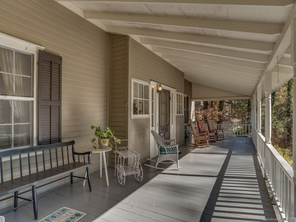 366 Chisholm Street - Photo 2
