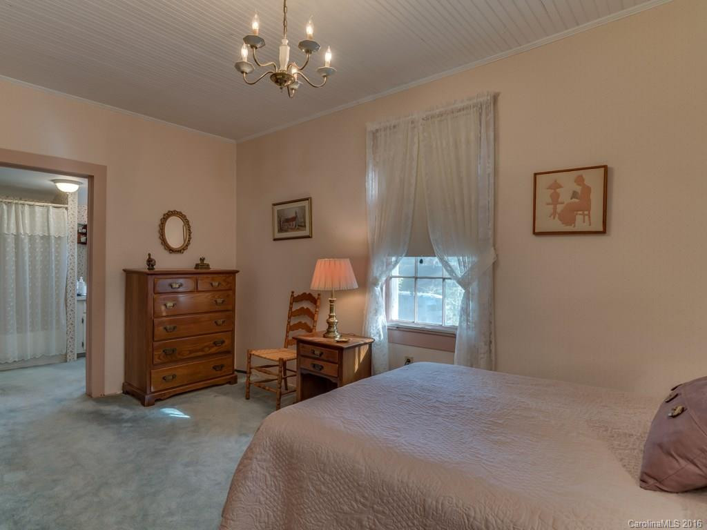 366 Chisholm Street - Photo 13