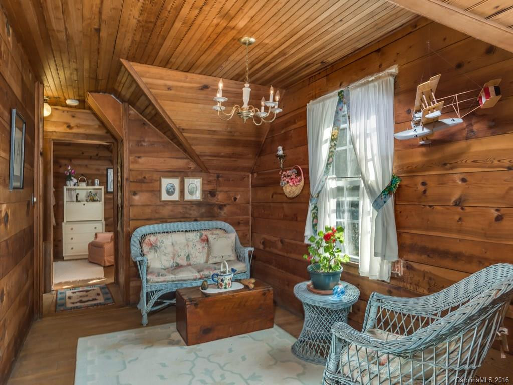 366 Chisholm Street - Photo 20