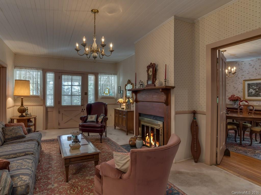 366 Chisholm Street - Photo 4