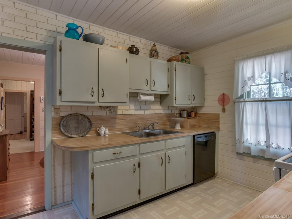 366 Chisholm Street - Photo 7