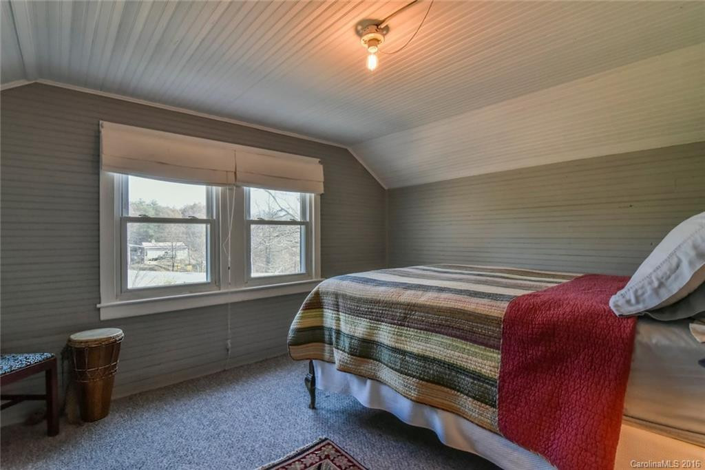 649 Locust Grove Road - Photo 17