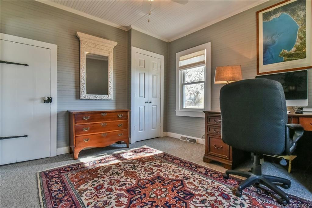 649 Locust Grove Road - Photo 18