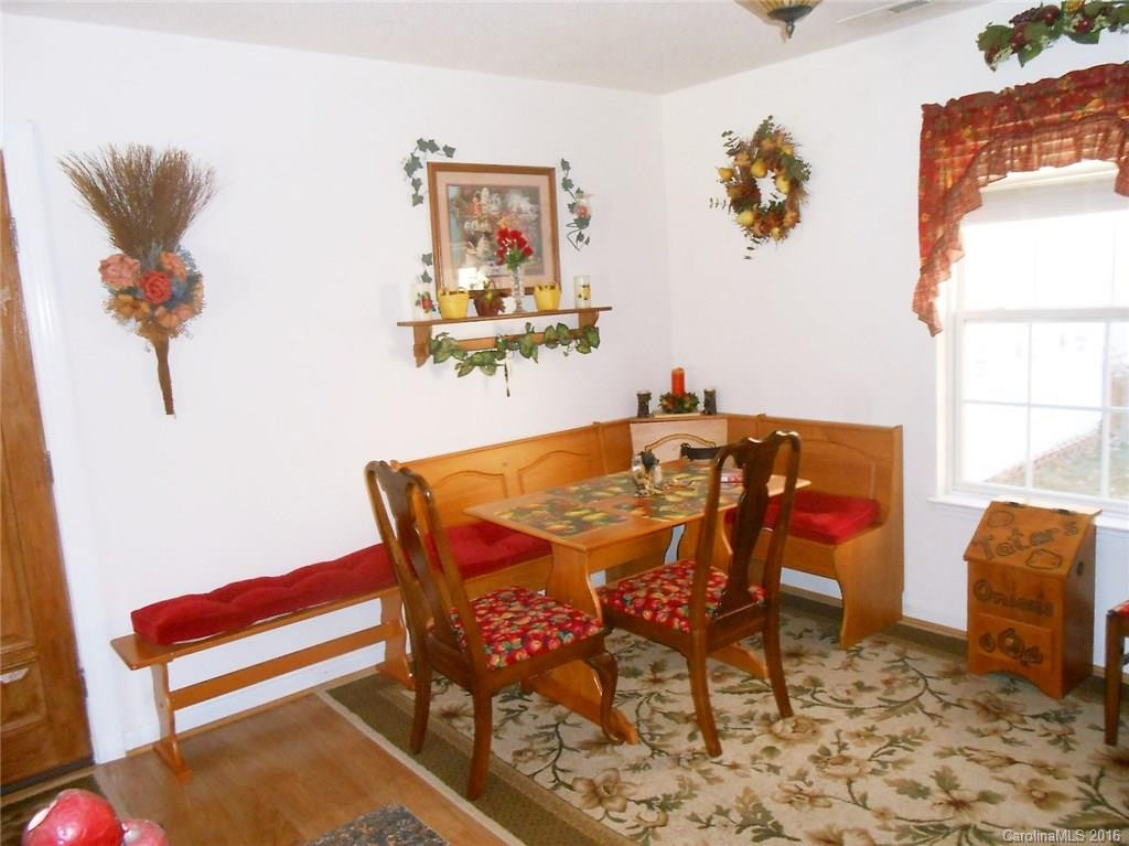 72 Meghan Lane #32 - Photo 6
