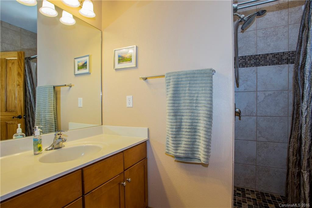 19 Lake Avenue - Photo 11