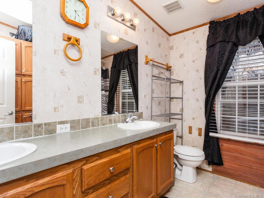 18 Evelyn Acres Drive - Photo 20