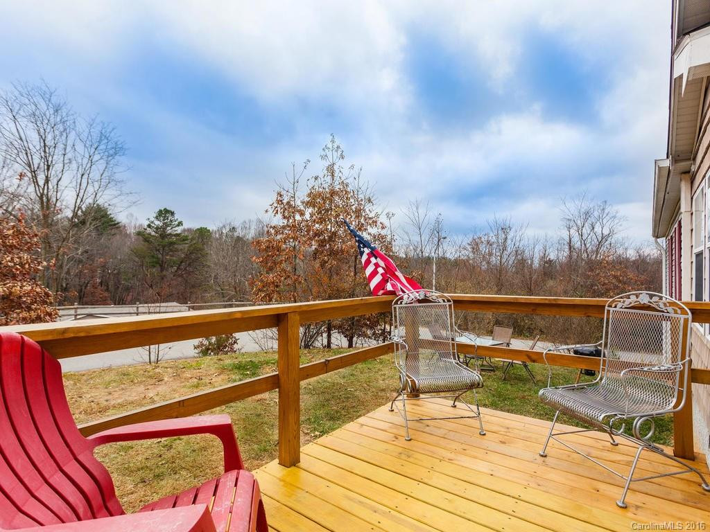 18 Evelyn Acres Drive - Photo 4