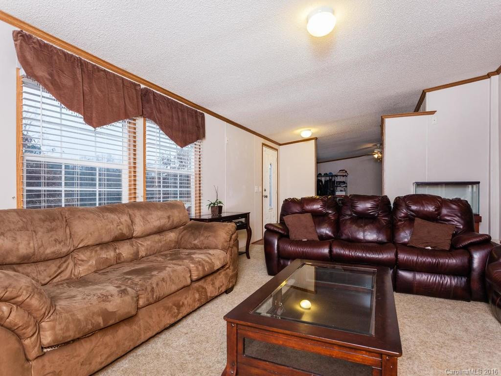 18 Evelyn Acres Drive - Photo 8