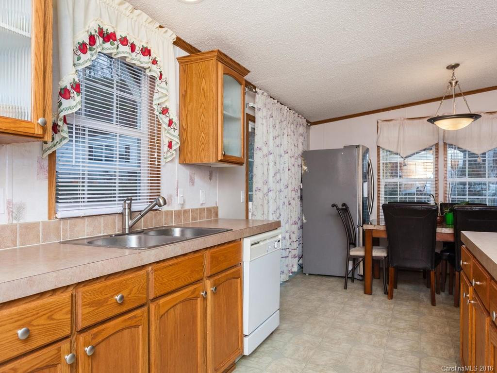 18 Evelyn Acres Drive - Photo 10