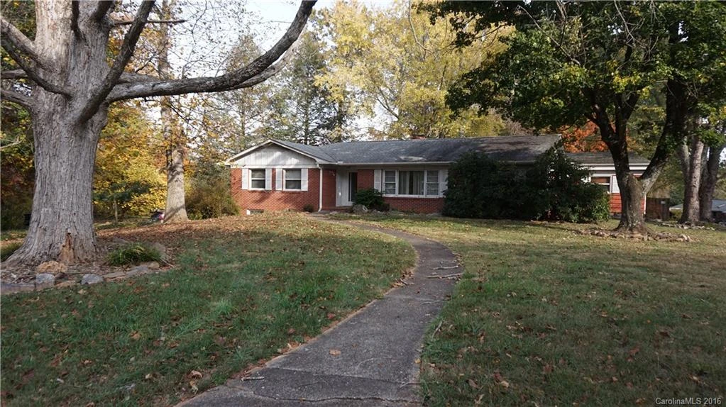 5 Crestwood Lane
