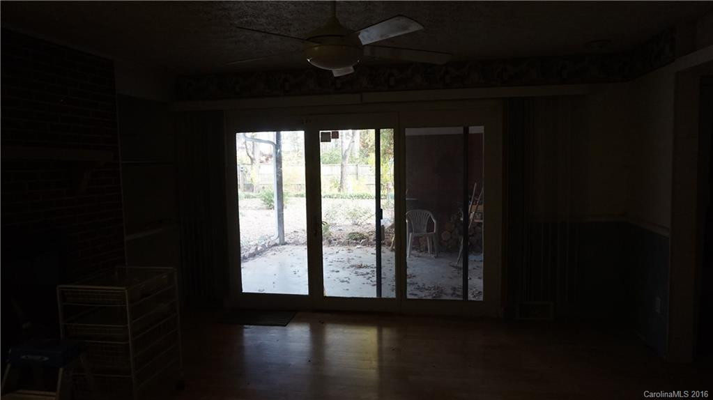 5 Crestwood Lane - Photo 8