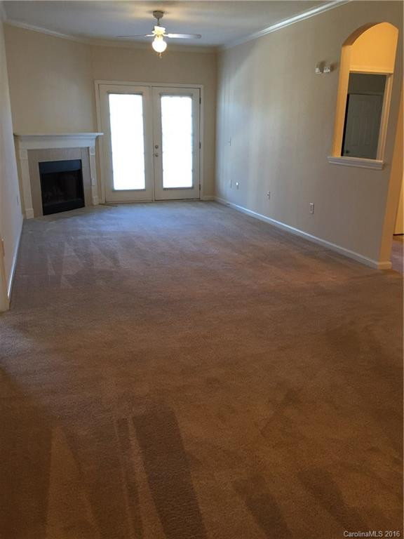 100 Vista Lake Drive #303 - Photo 2