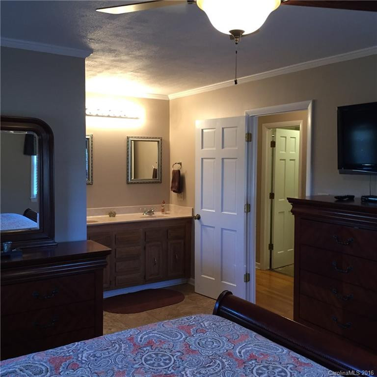 406 Toney Road - Photo 18
